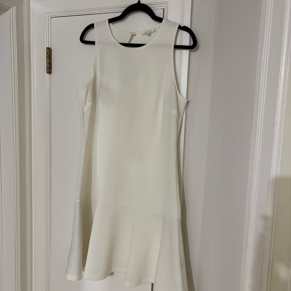 JADE White Sleeveless Dress